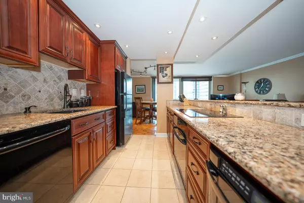 Philadelphia, PA 19103,1919 CHESTNUT ST #1403