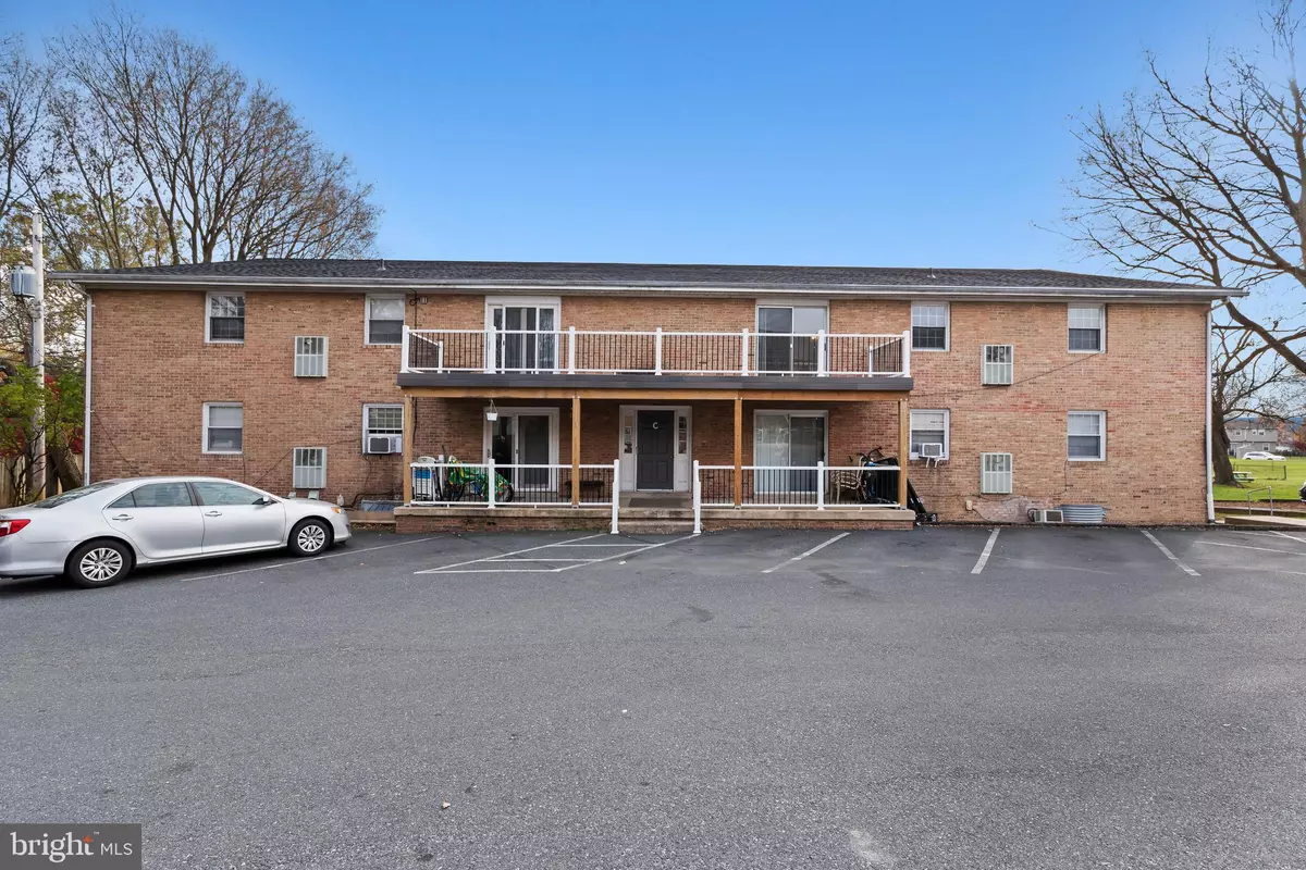 Mechanicsburg, PA 17050,4341 CARLISLE PIKE #C4
