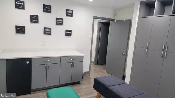 Langhorne, PA 19047,320 MIDDLETOWN BLVD #303