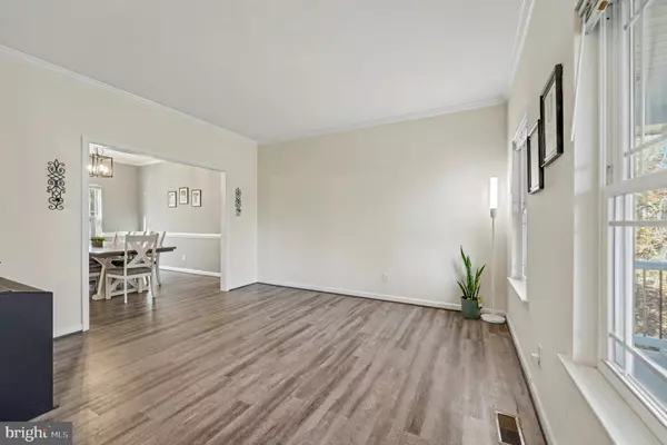 Fredericksburg, VA 22405,794 WHITE OAK RD