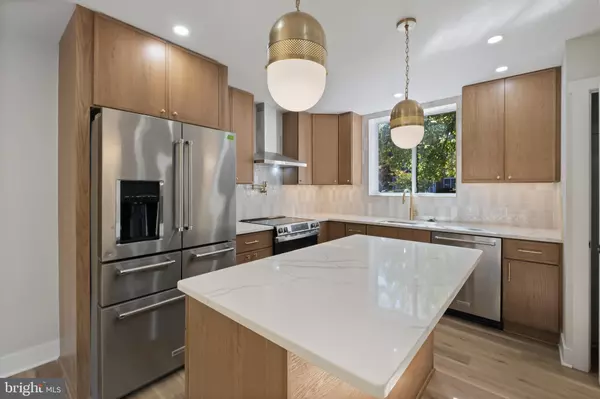 Takoma Park, MD 20912,7605 WILDWOOD DR