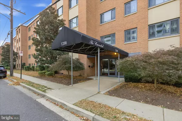 1200 S ARLINGTON RIDGE RD #717, Arlington, VA 22202