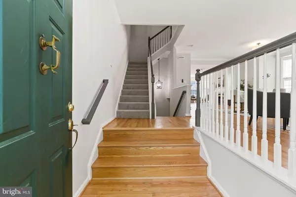 Falls Church, VA 22042,2834 LITTLE FALLS PL