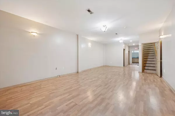 Philadelphia, PA 19146,1444 POINT BREEZE AVE