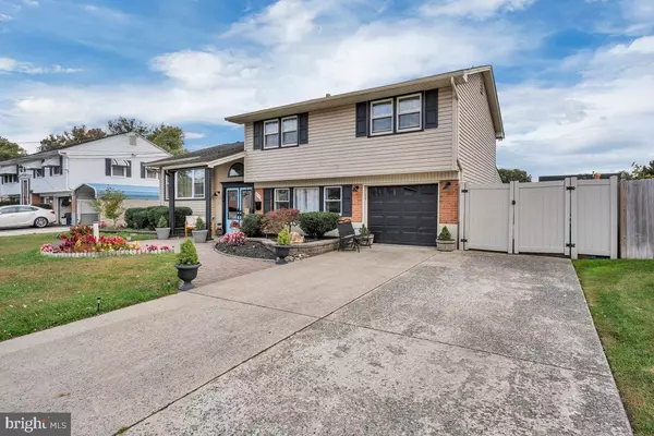 Blackwood, NJ 08012,412 HILLCREST AVE