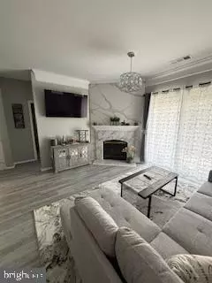Mclean, VA 22102,1581 SPRING GATE DR #5403