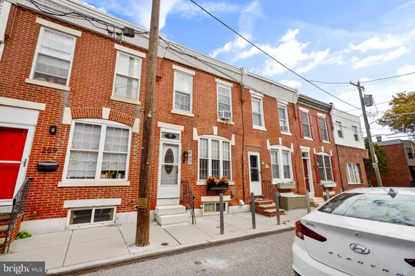 Philadelphia, PA 19148,207 DALY ST