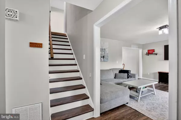 Fredericksburg, VA 22407,11402 WARNER DR