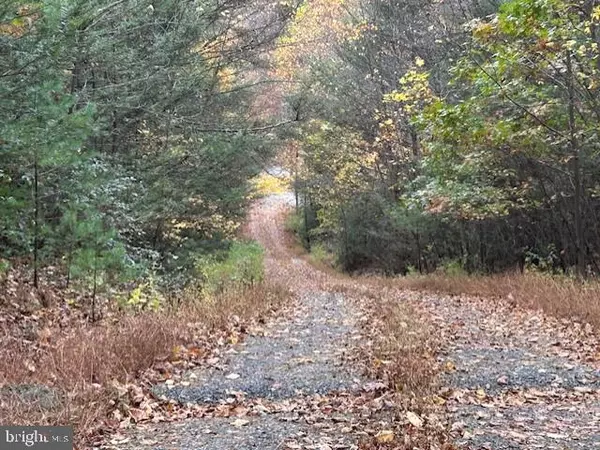 1161 KEYSTONE WAY, Newport, PA 17074