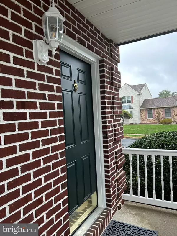 Bethlehem, PA 18020,4300 LAUREL CT