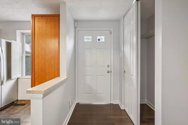 Springfield, VA 22153,8474 SUGAR CREEK LN