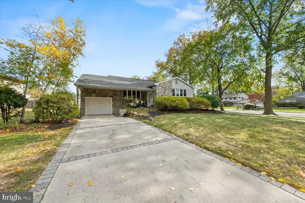 Cherry Hill, NJ 08003,1738 COUNTRY CLUB DR