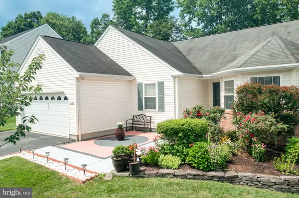 Newark, DE 19702,149 W FLAGSTONE DR