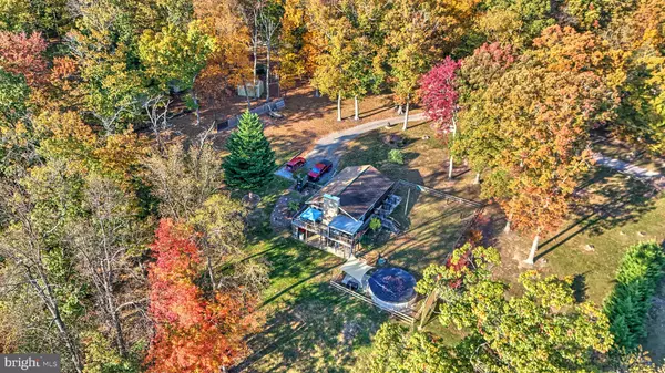 Hedgesville, WV 25427,119 PALM LN