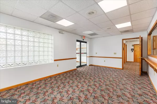 Martinsburg, WV 25401,1001 SUSHRUTA DR