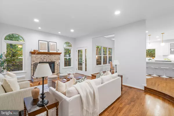 Herndon, VA 20171,13019 BANKFOOT CT