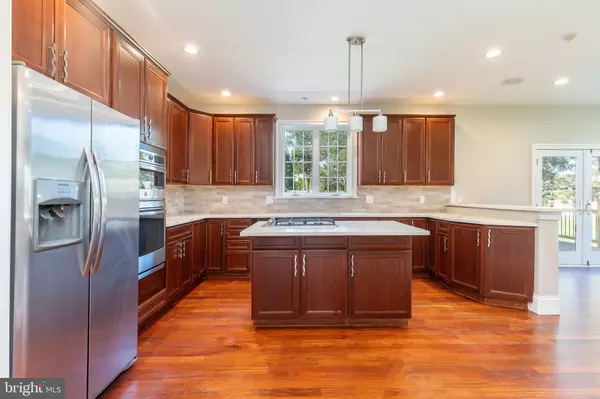 Philadelphia, PA 19115,1060 WELSH RD