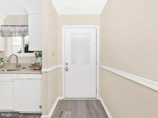 New Market, MD 21774,10279 WHITE PELICAN WAY #101A