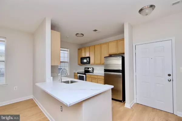 Brambleton, VA 20148,42481 ROCKROSE SQ #204