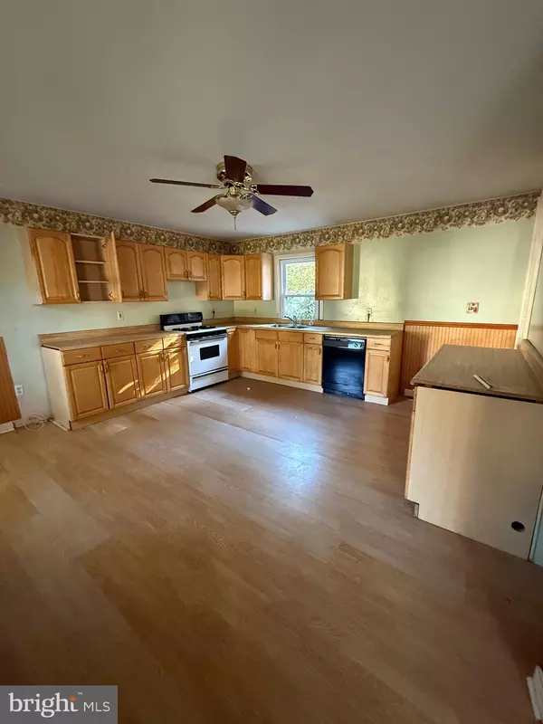 Dorchester, NJ 08316,444 MAIN ST