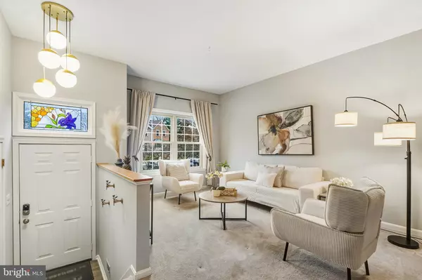 Rockville, MD 20850,10 MARTINS SQUARE LN