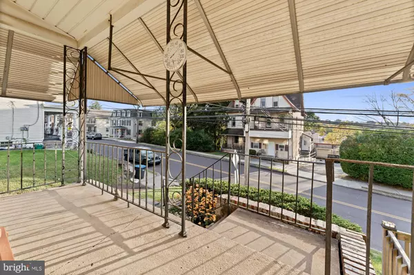 Royersford, PA 19468,414 2ND AVE