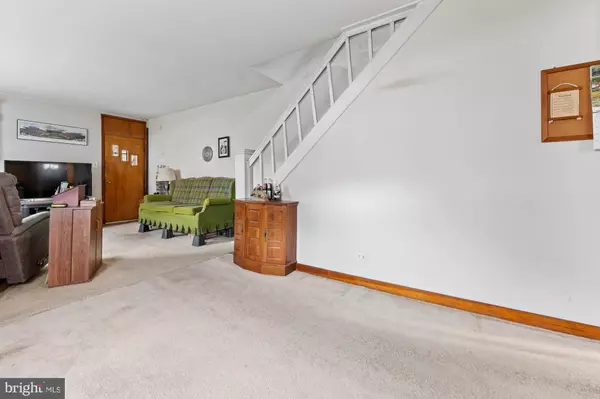 Royersford, PA 19468,414 2ND AVE