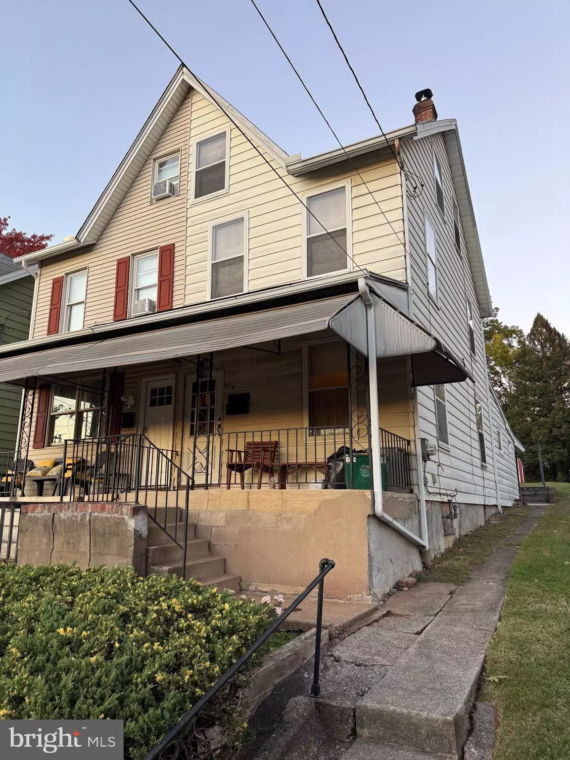 Royersford, PA 19468,414 2ND AVE