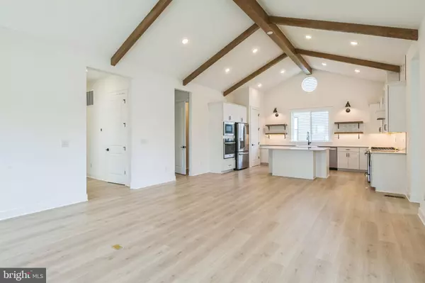 Lewes, DE 19958,20430 SKIPJACK DR