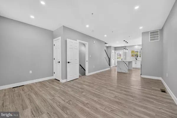 1723 STANTON TER SE, Washington, DC 20020