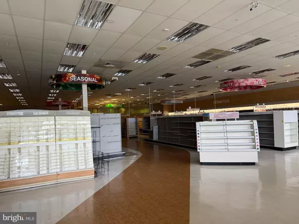 Seaford, DE 19973,900 W STEIN HWY #R