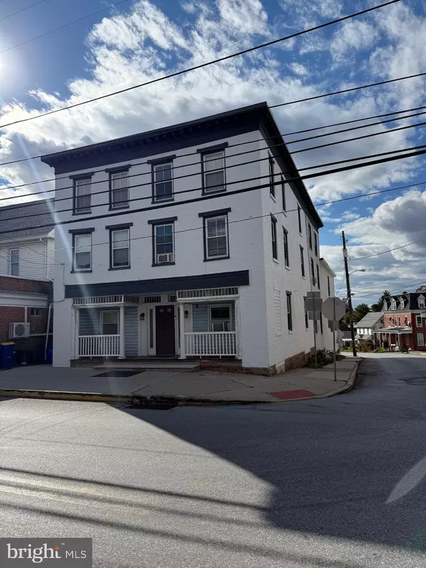 Stewartstown, PA 17363,2 S MAIN ST