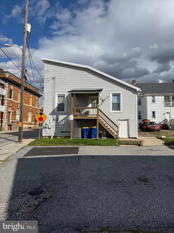 Stewartstown, PA 17363,2 S MAIN ST
