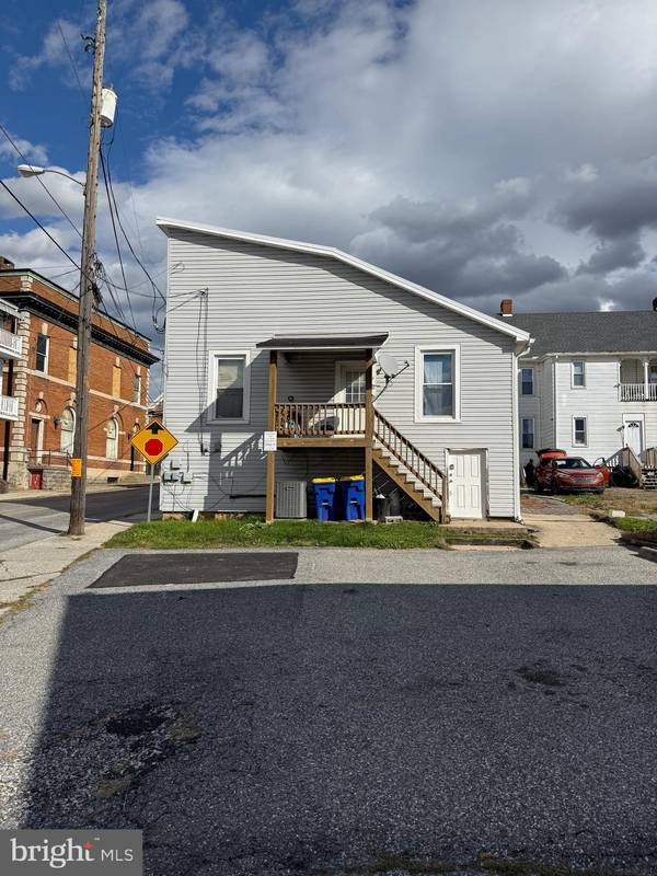 Stewartstown, PA 17363,2 S MAIN ST