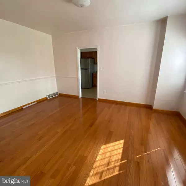 Philadelphia, PA 19124,5233 MONTOUR ST