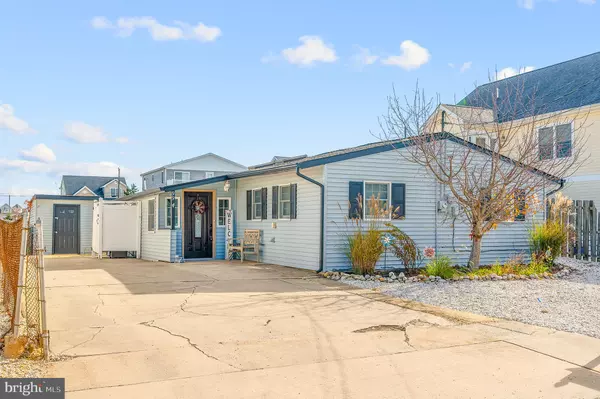 99 LAKE SUPERIOR DR, Tuckerton, NJ 08087