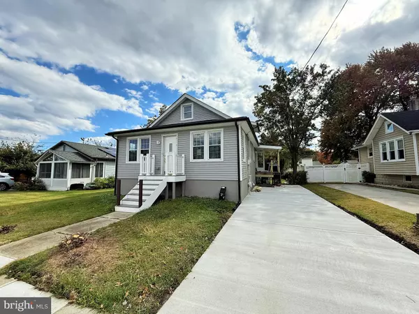 326 E WASHINGTON AVE, Magnolia, NJ 08049