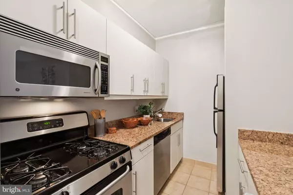 Philadelphia, PA 19103,219-29 S 18TH ST #1617