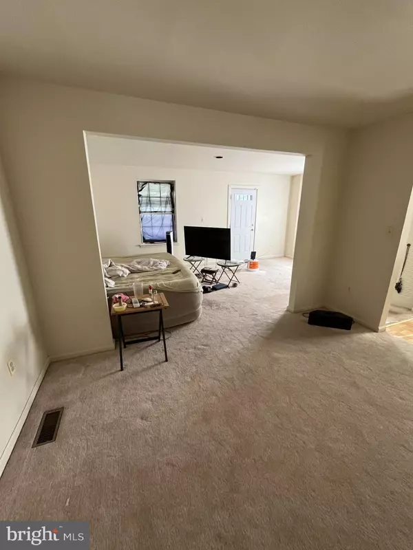 Washington, DC 20032,3718 4TH ST SE