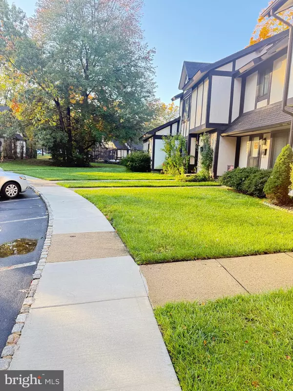 Lumberton, NJ 08048,20 SYCAMORE CT