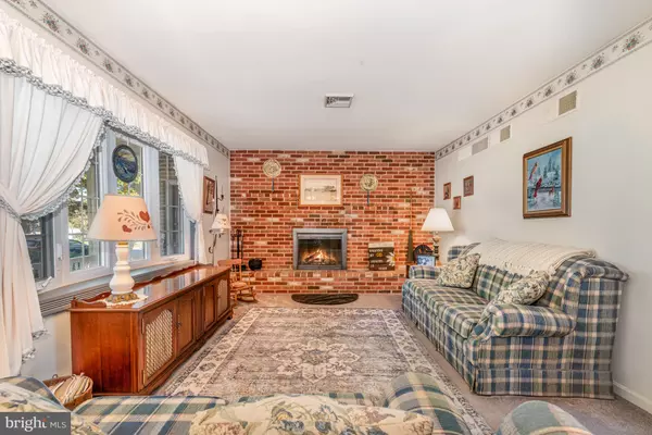 Carlisle, PA 17013,2208 CIRCLE ROAD