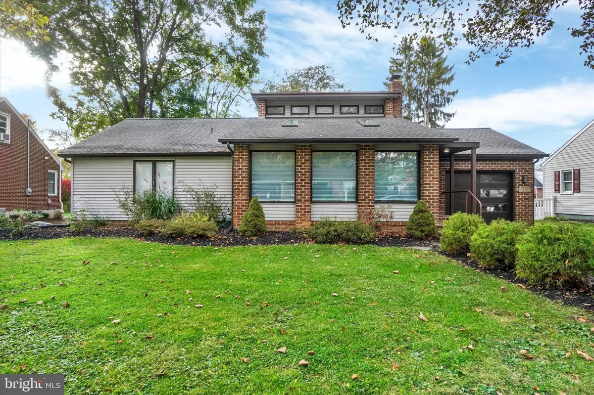 York, PA 17402,350 S ROYAL ST