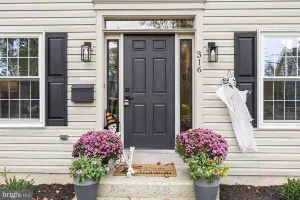 Moorestown, NJ 08057,316 W 3RD ST