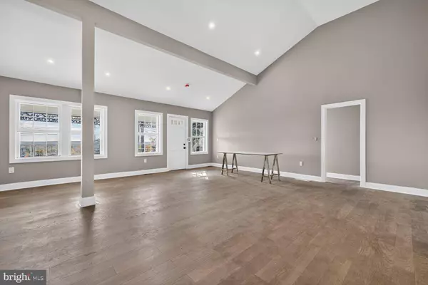 Frederick, MD 21703,401 LINDEN AVE