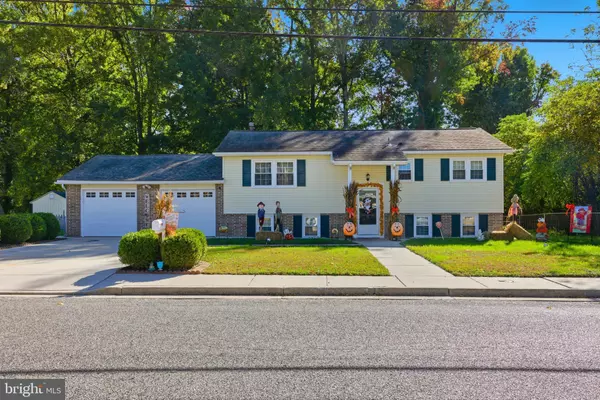 12 MIRAMAR DR, Pennsville, NJ 08070