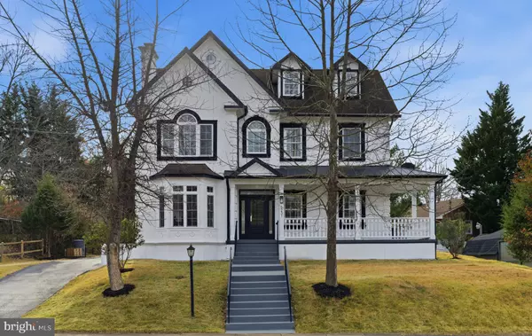 6231 YELLOWSTONE DR, Alexandria, VA 22312