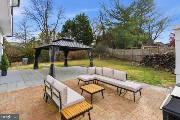 Alexandria, VA 22312,6231 YELLOWSTONE DR