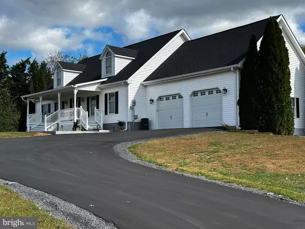 Bunker Hill, WV 25413,25 MISH RD