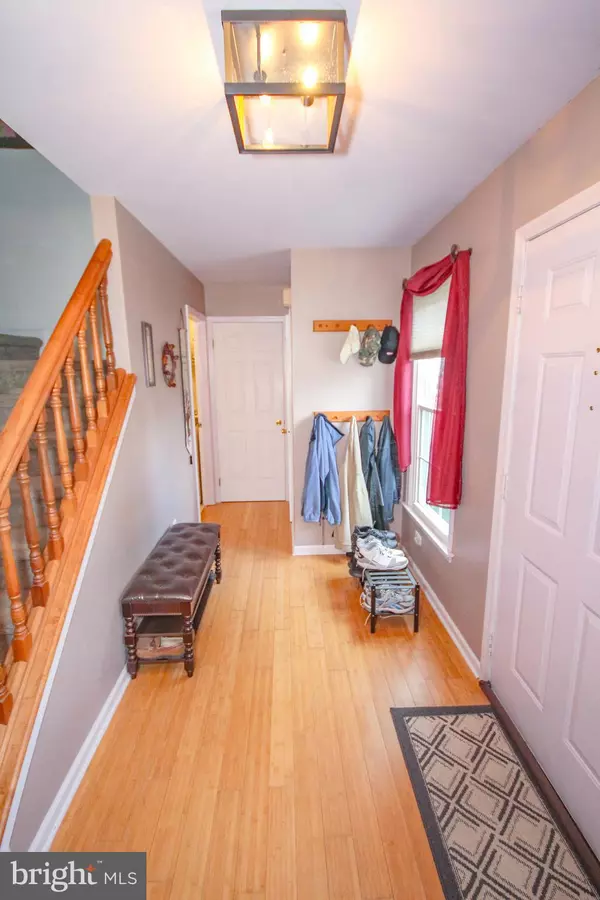 Clayton, NJ 08312,18 FISLER DR