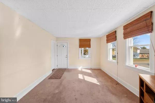 Maple Shade, NJ 08052,226 S PINE AVE